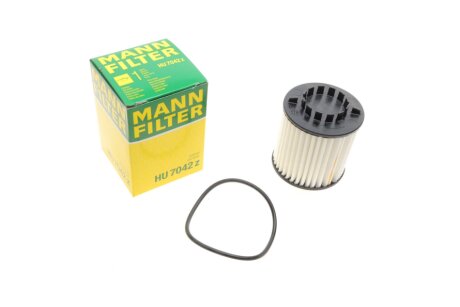 Фільтр масляний Fiat Doblo/Fiorino/Punto/Qubo 1.3 D Multijet 13- -FILTER UA63 MANN HU 7042 Z