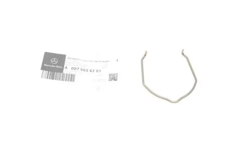 Фиксатор патрубка интеркулера MB E-class (W210/211) 2.2CDI OM646 03- MERCEDES (opt-om) MERCEDES-BENZ 0079934201