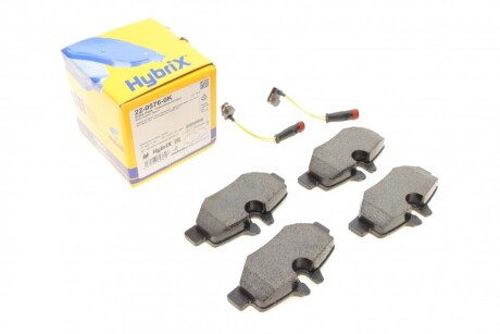 Колодки гальмівні (задні) MB Vito/Viano (W639) 03- (+датчики) UA63 Metelli 22-0576-0K