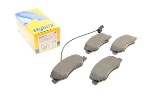 Колодки гальмівні (задні) Renault Master III/Opel Movano/Nissan NV400 10- (+датчик)/(спарка) UA63 Metelli 22-0900-0