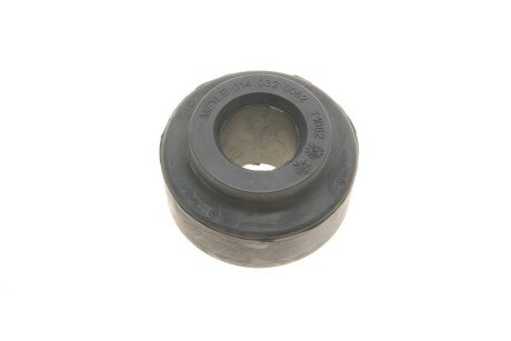 Втулка стабілізатора (переднього) MB E-class (W210)/S-class (W140) 91- (opt-om) MEYLE 014 032 0062