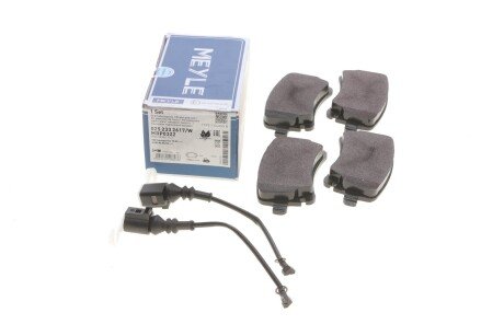 Колодки гальмівні (задні) VW T5 03- (Lucas) (з датчиком) UA63 MEYLE 025 233 2617/W