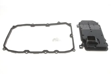 Фильтр АКПП Audi Q7/Porsche Cayenne/Panamera/VW Touareg 3.0-4.8 07- (с прокладкой) (opt-om) MEYLE 100 137 0010