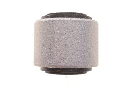 Сайлентблок важеля (заднього/спереду/всередині) Audi Q7/VW Touareg 02- (opt-om) MEYLE 100 710 0017