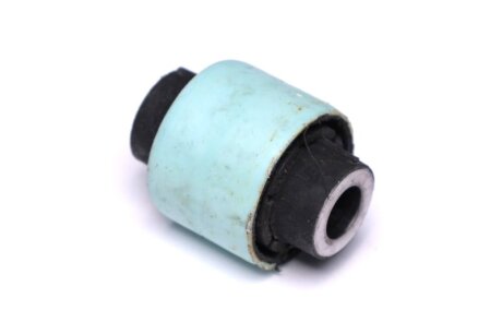 Сайлентблок важеля MEYLE 100 710 0038