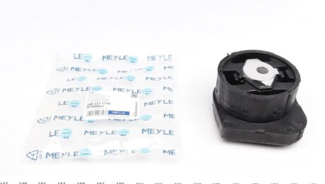 Опора КПП BMW C.I.U MEYLE 300 221 1144
