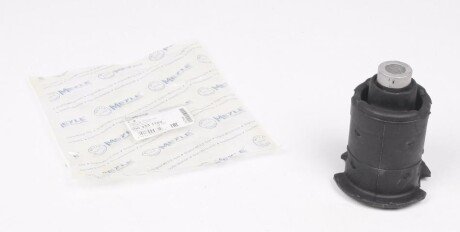 Сайлентблок балки (задньої/спереду) BMW 3 (E30) 82-94 (opt-om) MEYLE 300 333 1102