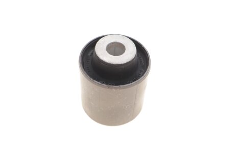 Сайлентблок важеля (заднього/спереду/всередині) BMW X5 (E70/F15/F85)/ X6 (E71/E72/F16/F8 (opt-om) MEYLE 314 711 0005