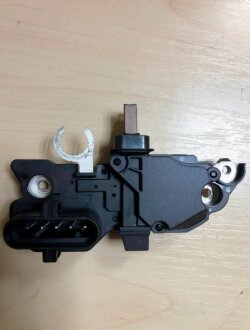 Регулятор напруги генератора РЕГУЛЯТОР НАПРУГИ 235703 CN | MB SCANIA | VSET 28.3 -ua MOBILETRON VRB396