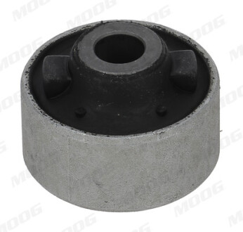 Сайлентблок важеля CITROEN/PEUGEOT C3 III/207/208 2006=> FRONT L/R -ua MOOG PE-SB-4744
