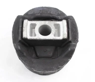 Сайлентблок MOPAR 05180731AC