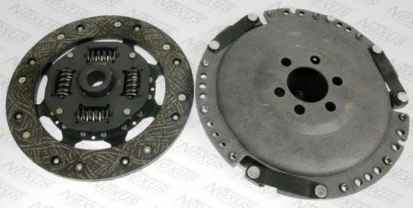 Комплект зчеплення (210мм) SEAT CORDOBA, IBIZA II, TOLEDO I VW CADDY I, GOLF I, GOLF II, GOLF III, JETTA I, JETTA II, SAVEIRO G1, SCIROCCO, VENTO 1.5-1.9D 03.82-09.02 NEXUS F1W026NX