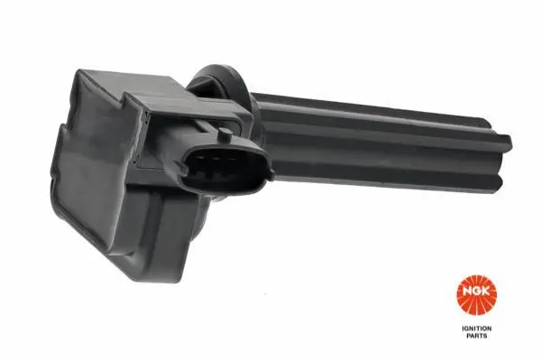 Котушка запалювання CADILLAC BLS OPEL SIGNUM, VECTRA C, VECTRA C GTS SAAB 9-3, 9-3X 2.0/2.0ALK 09.02- NGK 49066 (фото 1)