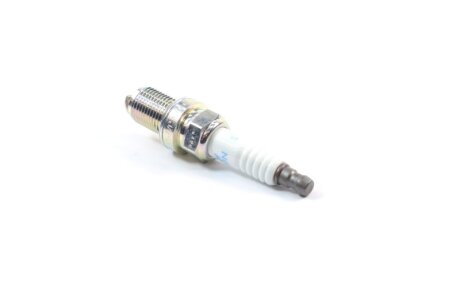 Свічка запалювання FORD ESCORT, NISSAN, SUBARU NGK BCPR6ES-11