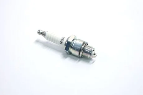 Свічка запалювання FORD, SKODA, VOLVO (вир-во) NGK BP7HS