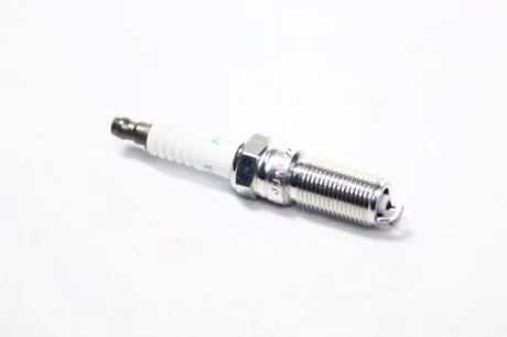 Свеча зажигания MAZDA 3, CX-7 2.3 06-09 (пр-во) NGK ILTR6A8G