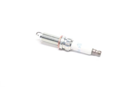Свічка запалювання BMW 1.6-2.8i 11- NGK SILZKBR8D8S