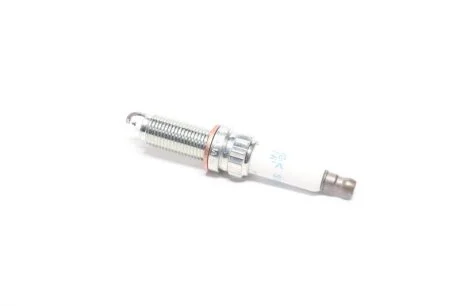 Свічка запалювання BMW 1.6-2.8i 11- (вир-во) NGK SILZKBR8D8S