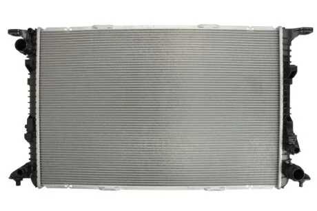 Радіатор охолоджування AUDI A 8 / S 8 (10-) 2.0 TFSI HYBRID (+) -ua NISSENS 60327