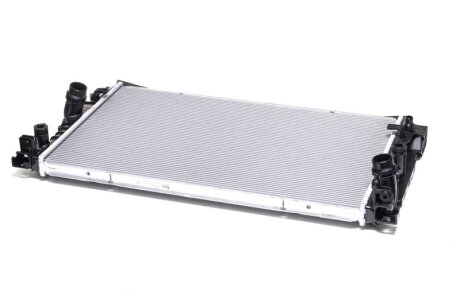 Радіатор охолодження BMW 5 SERIES G30 (2017) (вироб-во) NISSENS 606230