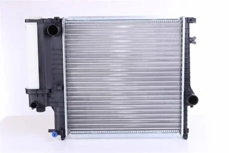 Радіатор охолоджування BMW 3 E30 (82-) 316 I|BMW 3 E30 (82-) 318 I|BMW 3 E36 (90-) 328 I|BMW 3 E36 (90-) -ua NISSENS 60623