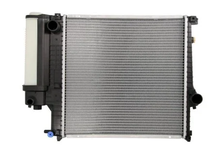 Радіатор охолодження BMW 3 (E36) COMPACT (94-) 318-323i (вир-во Nissens) NISSENS 60623A