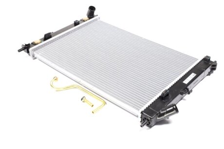 Радіатор охолодження HYUNDAI ELANTRA (MD/UD) (10-) 1.6 NISSENS 606476