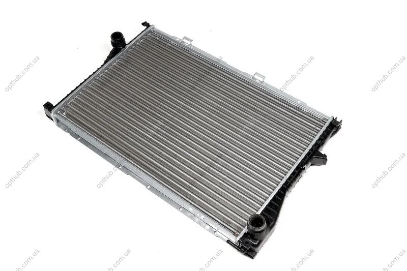 Радіатор охолоджування BMW 7 E38 (94-) 740 I|BMW 7 E38 (94-) 735 IL|BMW 7 E38 (94-) 735 I|BMW 7 E38 (94- -ua NISSENS 60648 (фото 1)