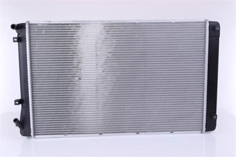 Радіатор охолодження NISSENS 606608