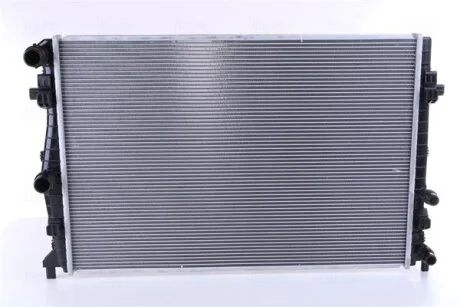 Радіатор охолодження NISSENS 606723