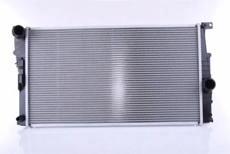 Радіатор охолоджування BMW 1 F20-F21 (11-) 114 D (+) -ua NISSENS 60815