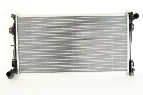 Радіатор охолоджування CHRYSLER VOYAGER 2.8 D 04- -ua NISSENS 61018A