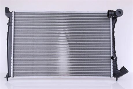 Радиатор охлаждения CITROEN XANTIA 2,0 TURBO CT NISSENS 61398A