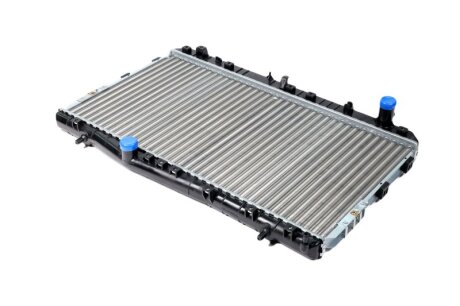 Радіатор охолодження CHEVROLET LACETTI 1,6-1,8 NISSENS 61633