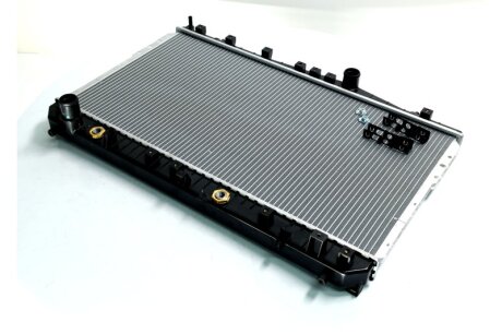 Радіатор охолодження DAEWOO LACETTI, NUBIRA AT 1.6-1.8 NISSENS 61634