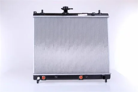 Радиатор охлаждения NISSENS 617402