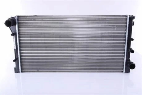 Радіатор охолоджування FIAT PANDA 1.1 8V AC 03- -ua NISSENS 617846