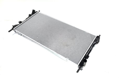 Радіатор охолодження FORD TRANSIT (FY) (00-) 2.0 NISSENS 62046A