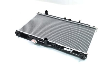 Радіатор охолоджування HONDA ACCORD 1,8-2,0 (90-) NISSENS 62279A