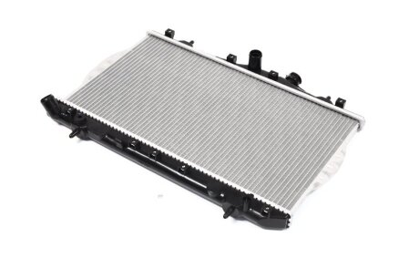 Радіатор охолодження HYUNDAI ACCENT (X3) (94-) NISSENS 622971