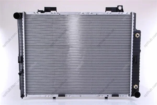 Радіатор охолоджування MERCEDES E290 TURBO DIESEL 96- -ua NISSENS 62665A (фото 1)