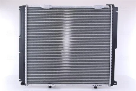 Радиатор NISSENS 62699A
