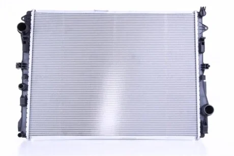 Радіатор охолоджування NISSENS 627023