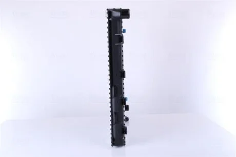 Радиатор NISSENS 62751A