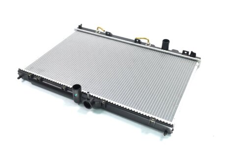 Радіатор охолодження MITSUBISHI OUTLANDER (03-) 2.0 i NISSENS 62893