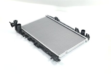 Радіатор охолодження NISSAN ALMERA (N15) (95-) 1.6 i 16V NISSENS 62974