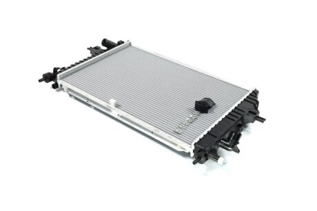 Радіатор охолоджування OPEL ZAFIRA B 1.9 CDTI 05- -ua NISSENS 630705