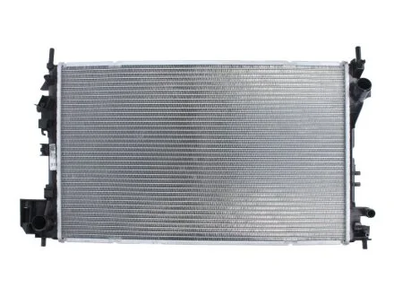 Радіатор охолоджування OPEL/VAUXHALL VECTRA C (02-) 3.0 CDTI/ M/A /AC+(04/02-) OE 1300 251, 13108569 -ua NISSENS 630742