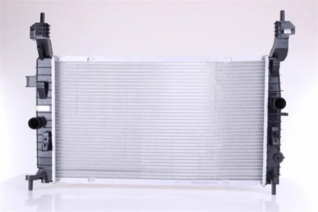 Радіатор охолоджування OPEL MERIVA A (03-) 1.4 I 16V (+) -ua NISSENS 630748