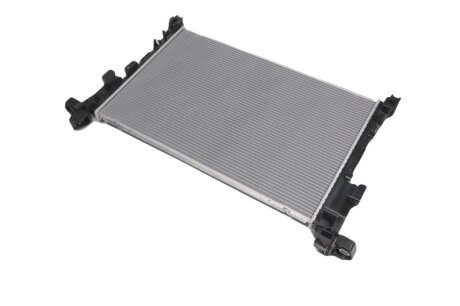 Радіатор охолодження RENAULT/OPEL NISSENS 630793